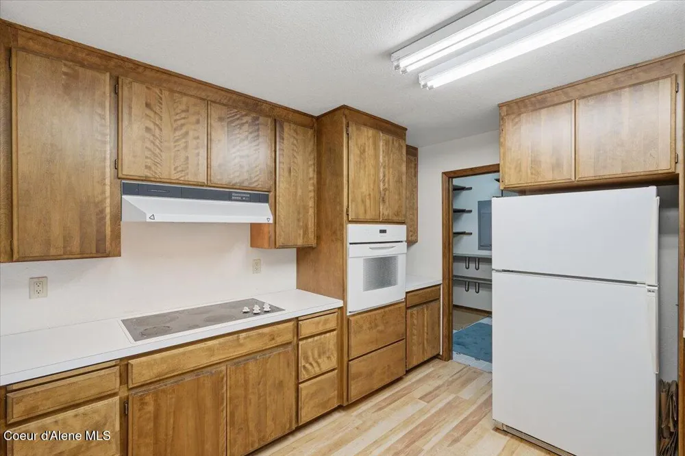 8931 Davis Circle Hayden, ID 83835