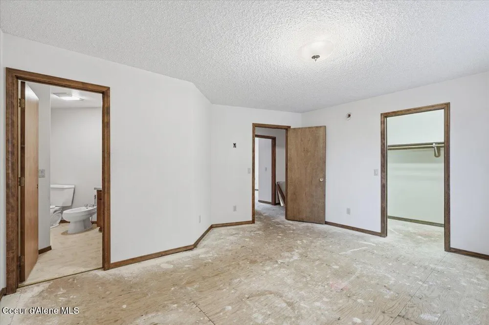 8931 Davis Circle Hayden, ID 83835