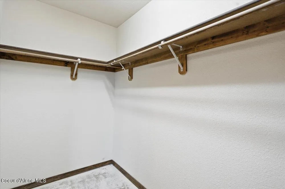 8931 Davis Circle Hayden, ID 83835