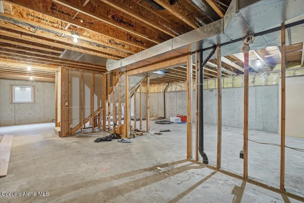 8931 Davis Circle Hayden, ID 83835