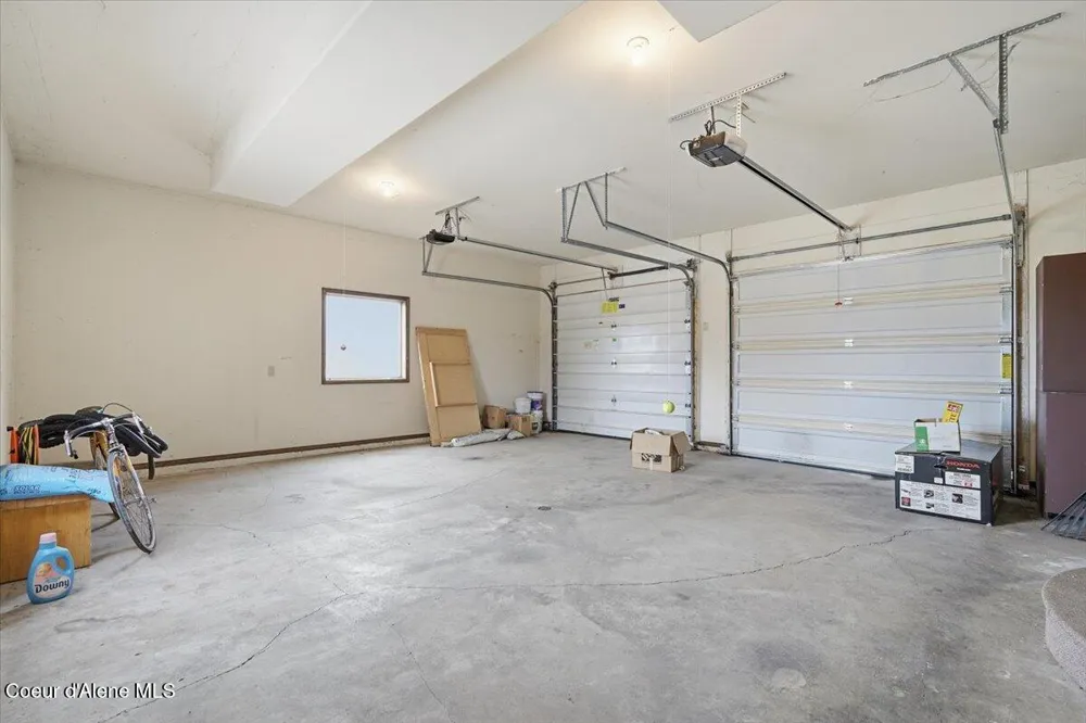 8931 Davis Circle Hayden, ID 83835
