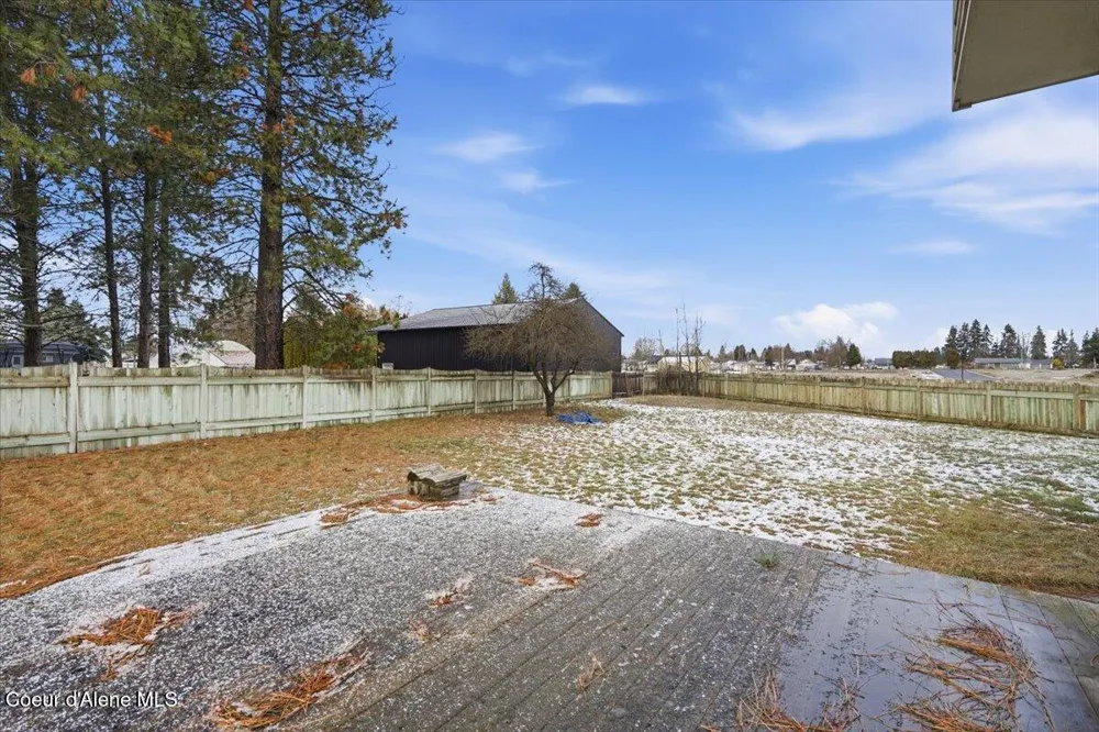 8931 Davis Circle Hayden, ID 83835