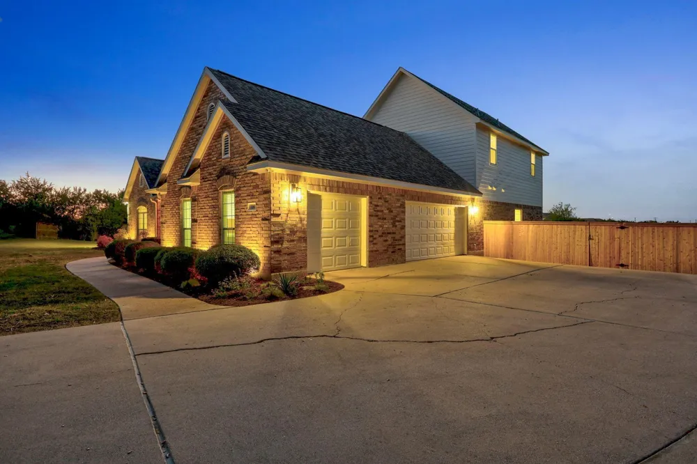 116 Oak Plaza Drive Georgetown, TX 78628