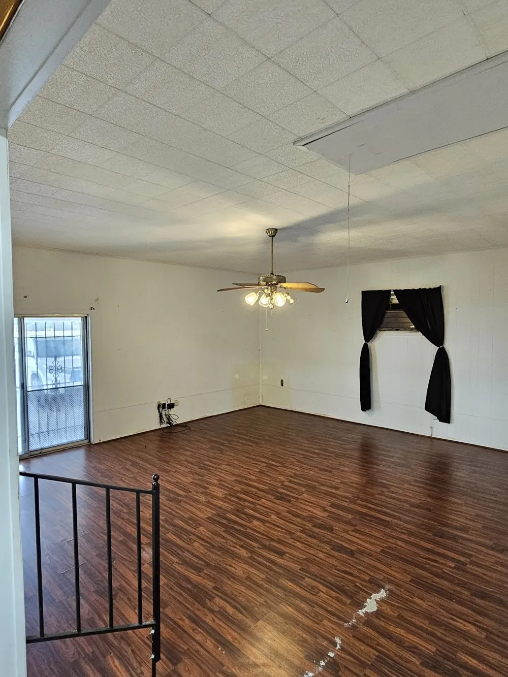 817 Lacy Drive Lacy Lakeview, TX 76705