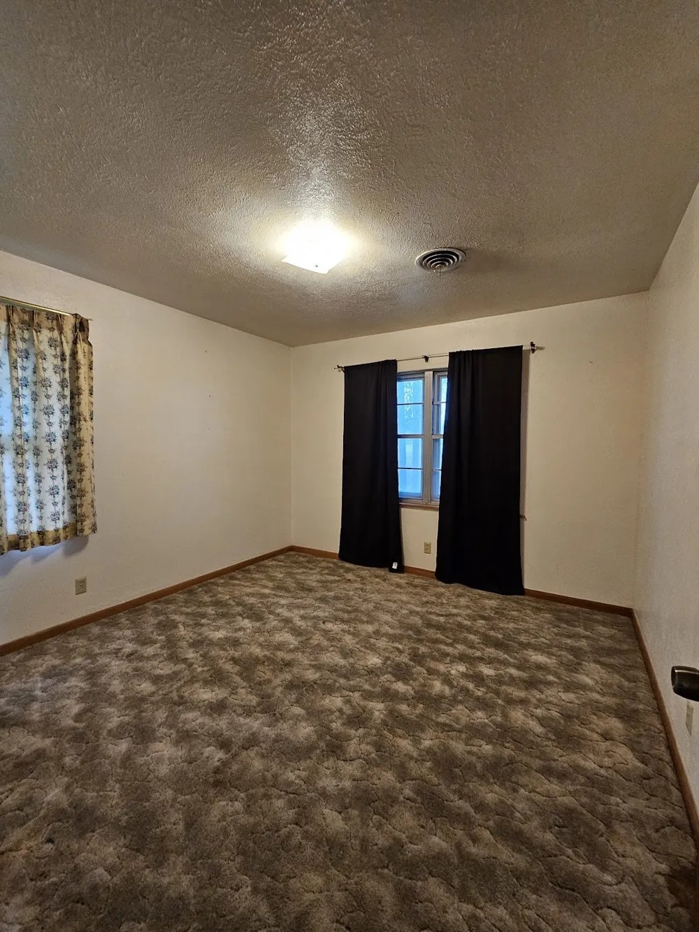 817 Lacy Drive Lacy Lakeview, TX 76705