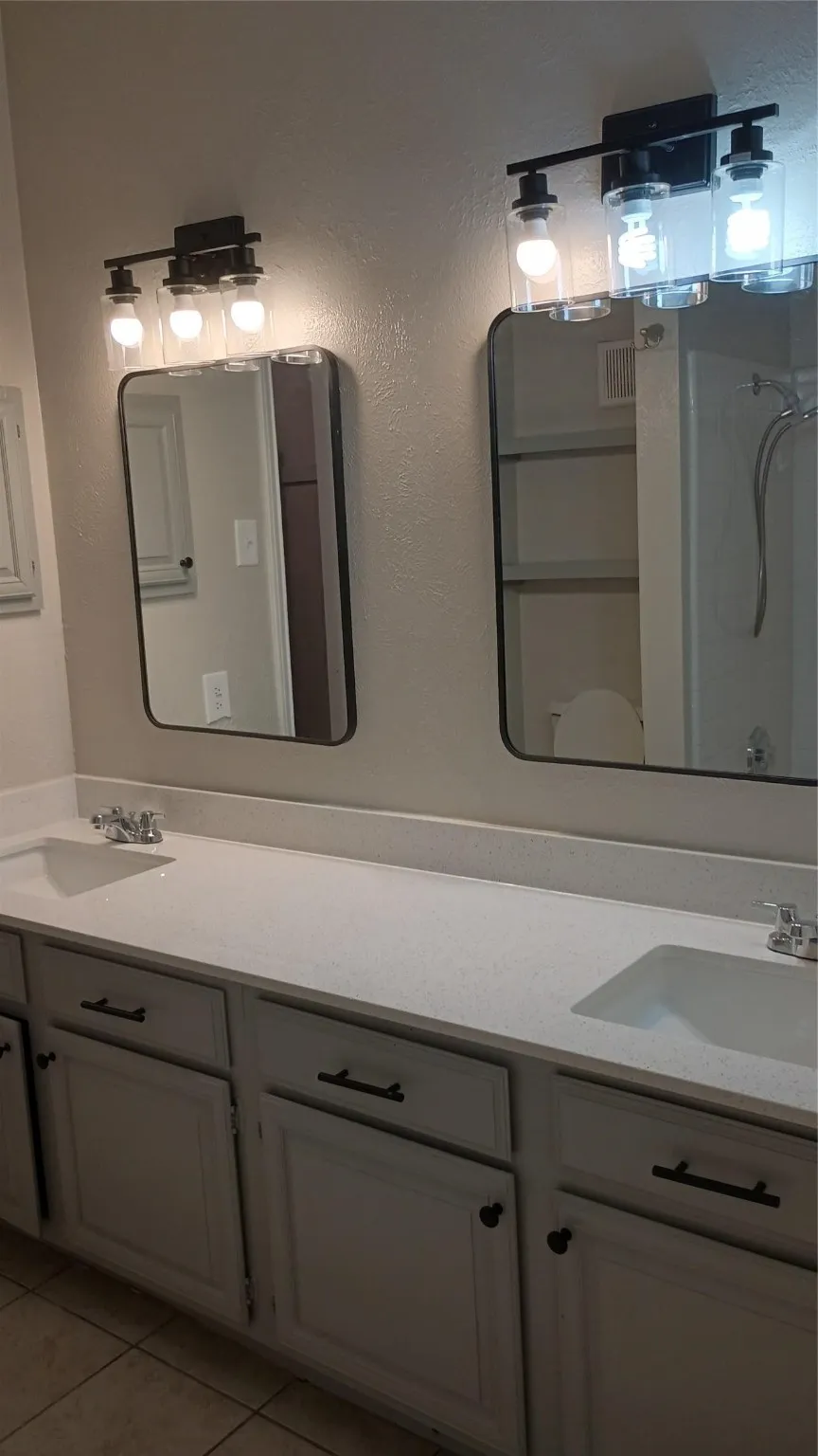 3617 W Northgate Drive #125 Irving, TX 75062