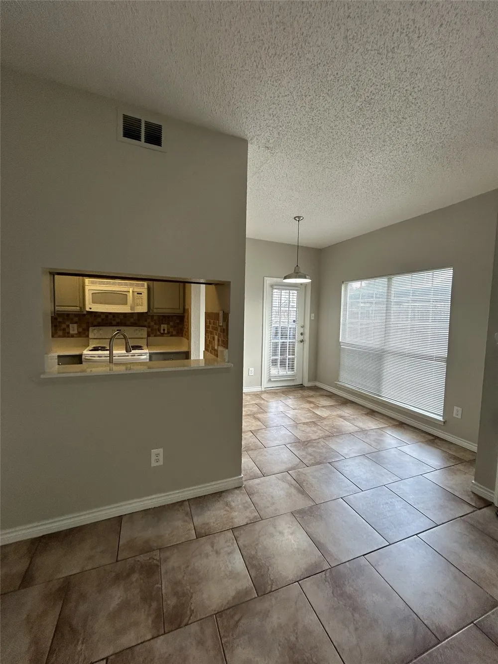 3617 W Northgate Drive #125 Irving, TX 75062