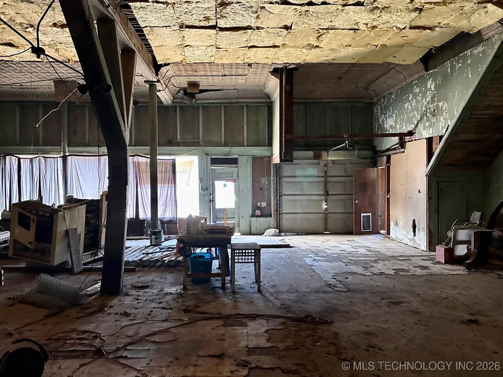 120 Main Street Yale, OK 74085