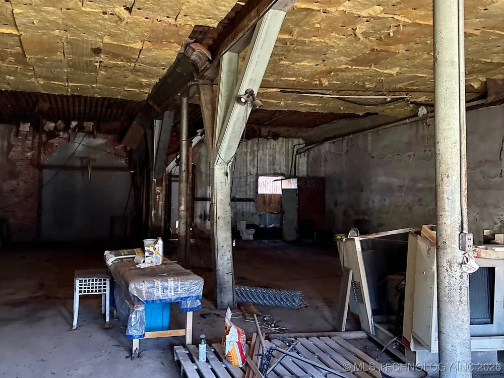 120 Main Street Yale, OK 74085