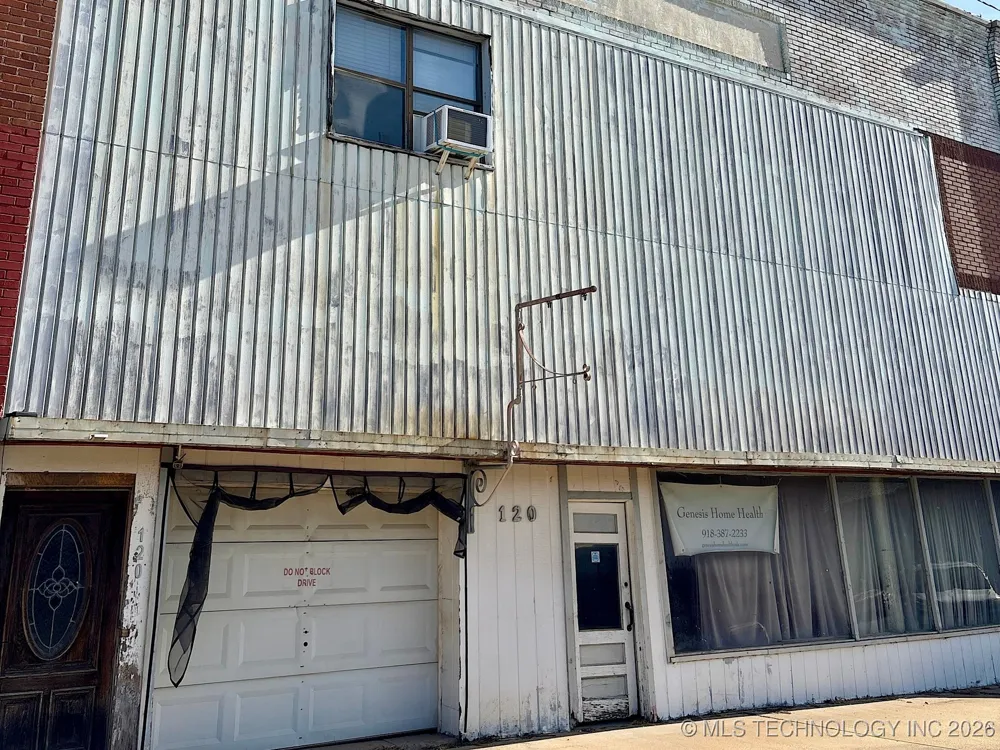 120 Main Street Yale, OK 74085