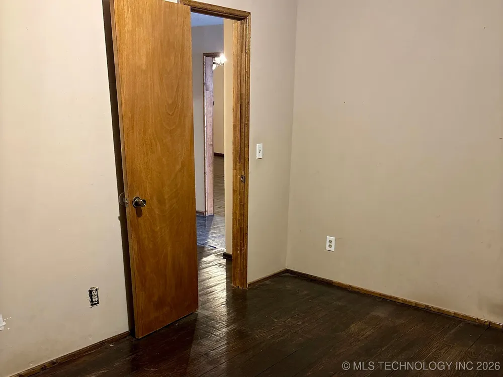 120 Main Street Yale, OK 74085