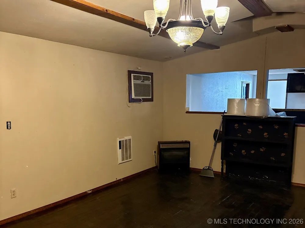 120 Main Street Yale, OK 74085