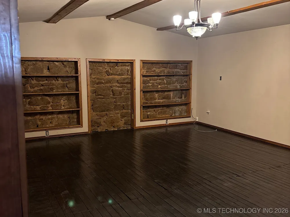 120 Main Street Yale, OK 74085