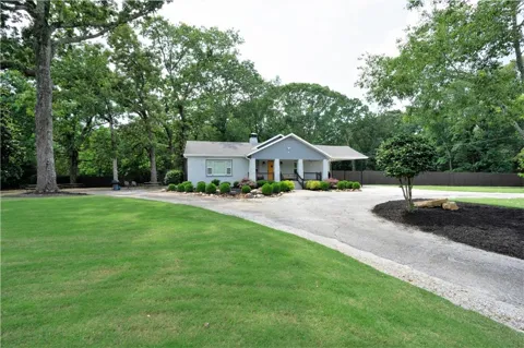 811 King Road