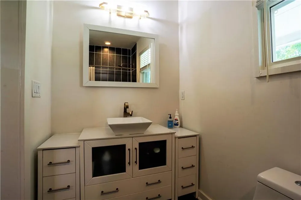 811 King Road Stone Mountain, GA 30088