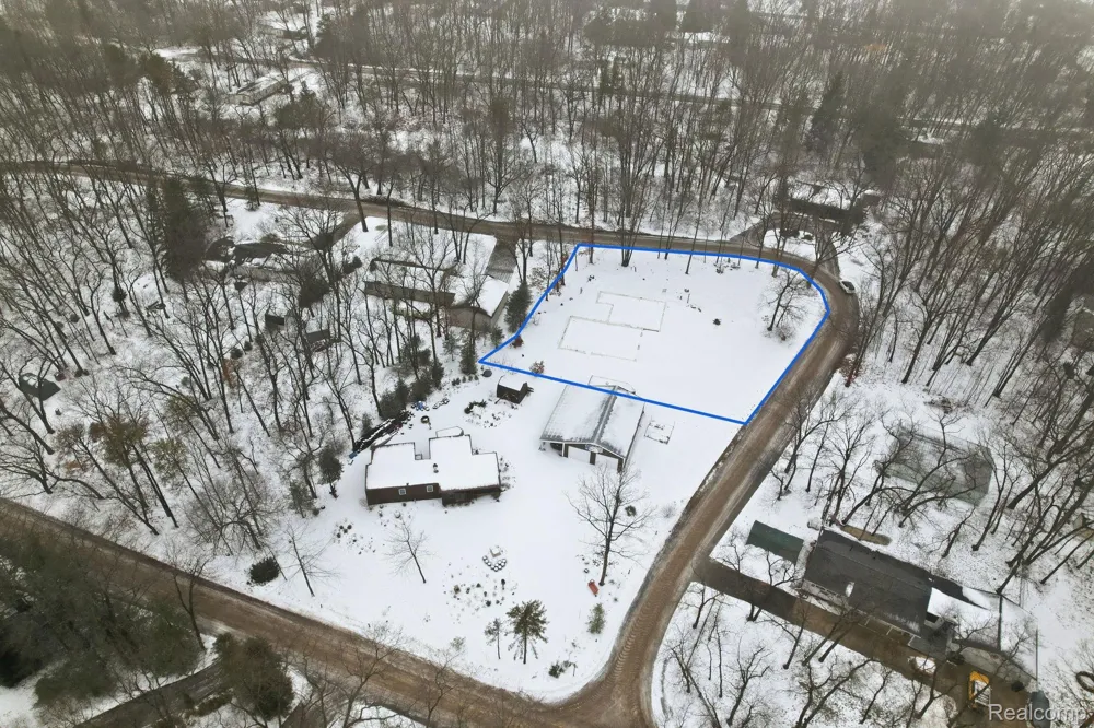4081 Captains Drive Caseville City, MI 48725