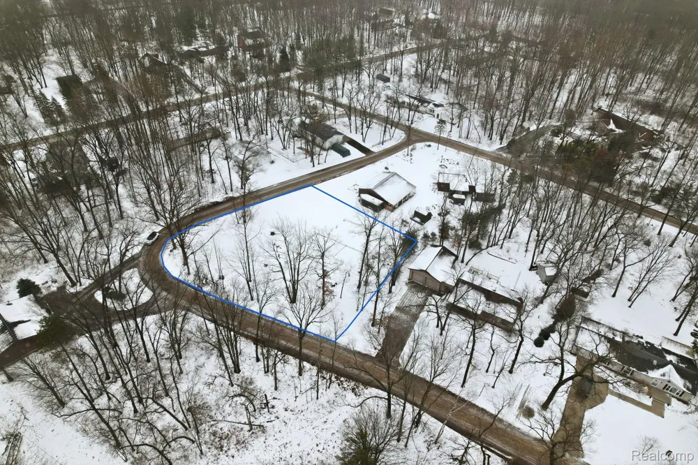 4081 Captains Drive Caseville City, MI 48725