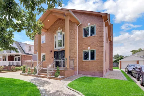 8220 250th Street
