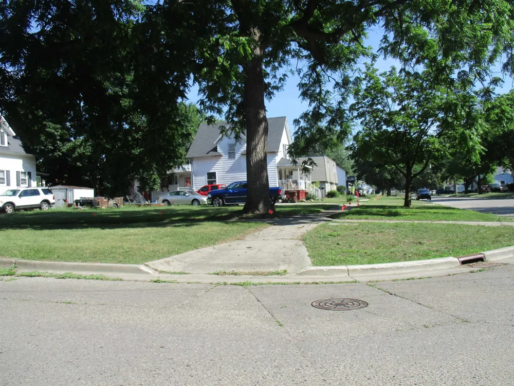 427 E Downie Street Alma City, MI 48801