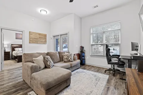 782 Riverfront Parkway #109