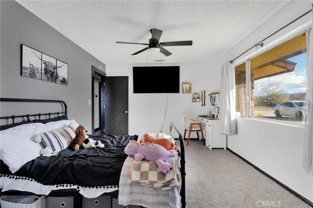 14010 Jicarilla Rd Apple Valley, CA 92307