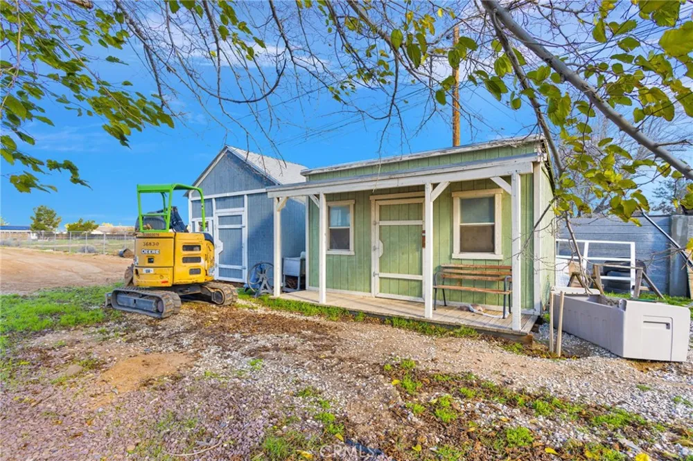 14010 Jicarilla Rd Apple Valley, CA 92307