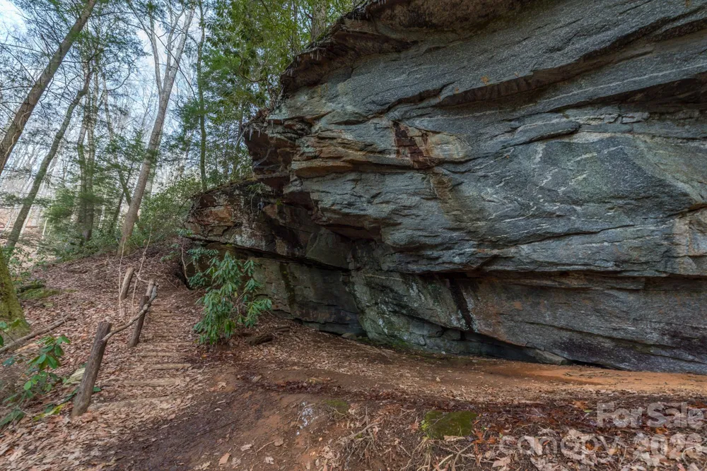 100 Wolf Pen Road Old Fort, NC 28762