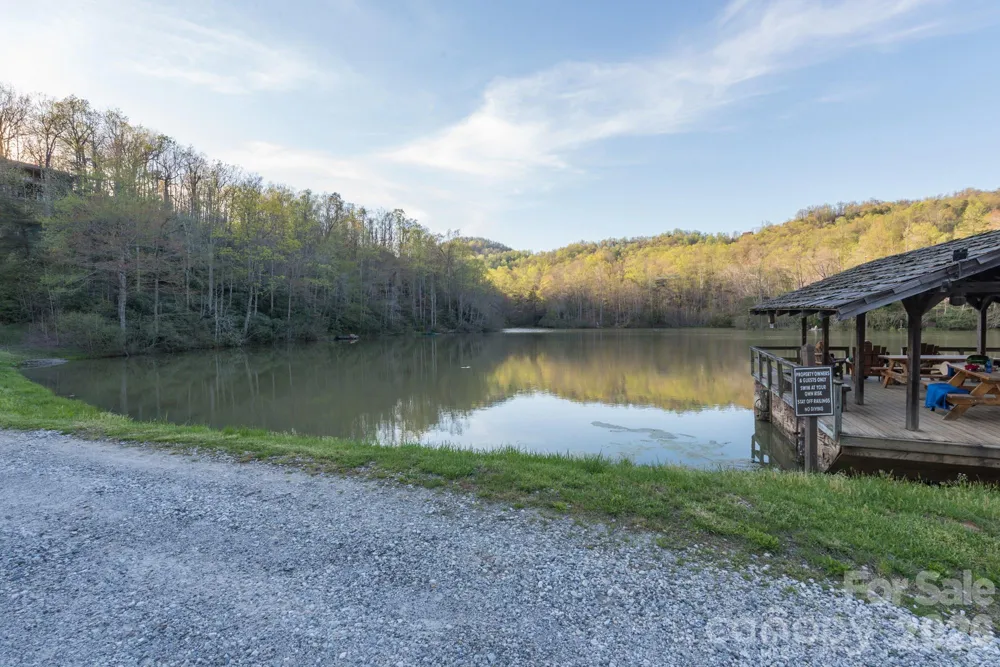 100 Wolf Pen Road Old Fort, NC 28762