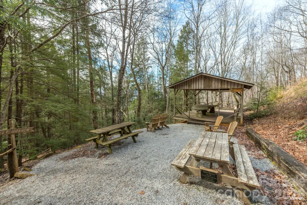 100 Wolf Pen Road Old Fort, NC 28762