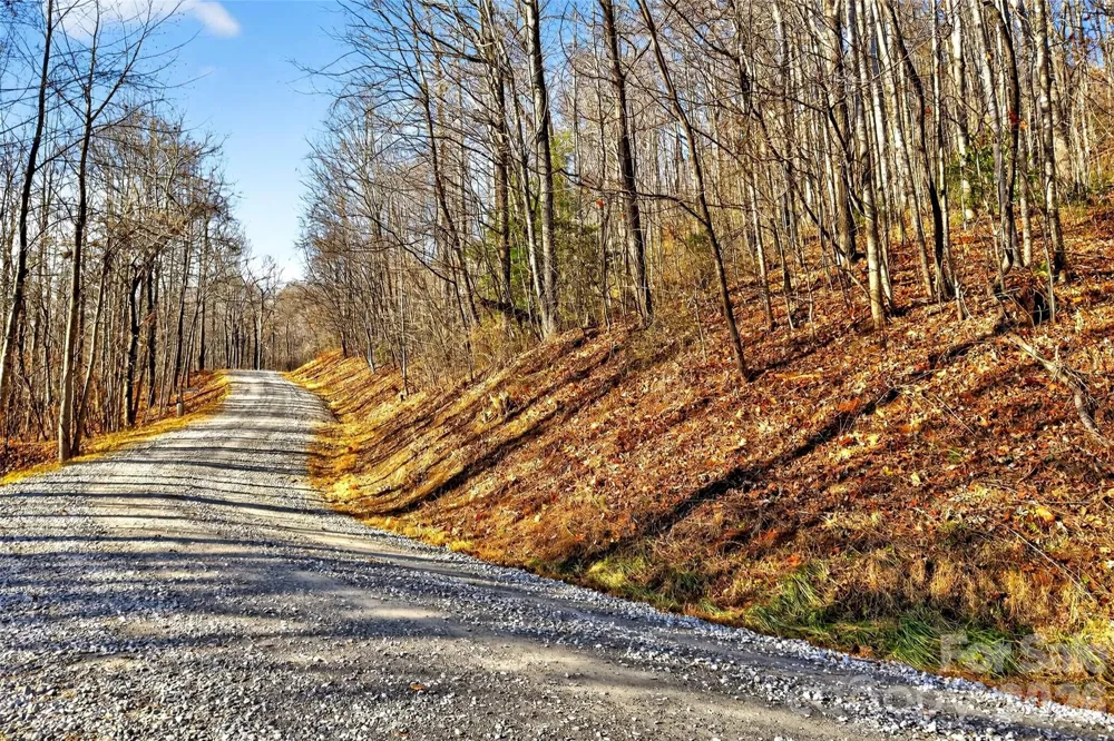 100 Wolf Pen Road Old Fort, NC 28762