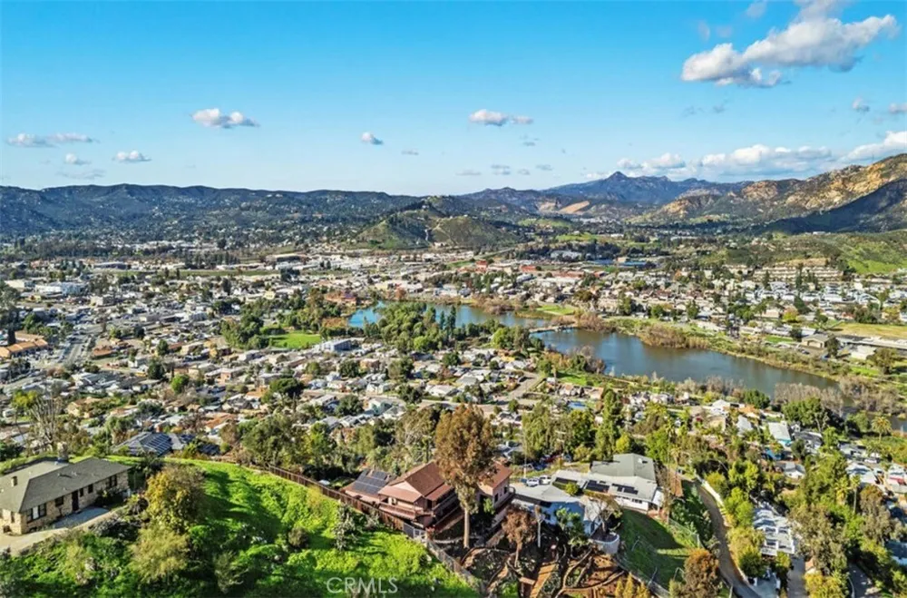 12886 Castle Court Lakeside, CA 92040