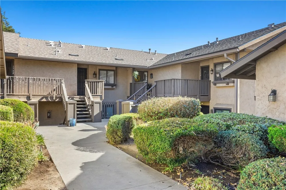 1758 Pala Lake Fallbrook, CA 92028