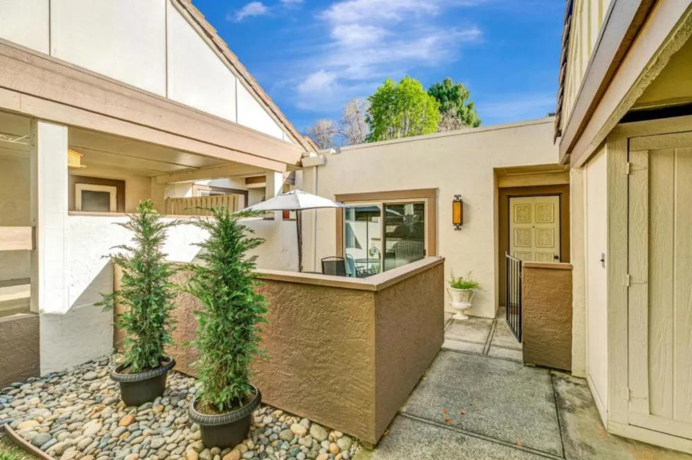 6094 Montgomery Court San Jose, CA 95135