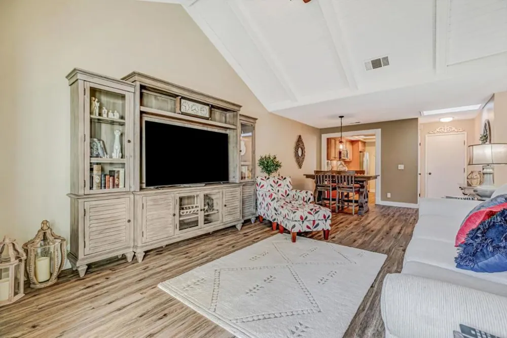 6094 Montgomery Court San Jose, CA 95135