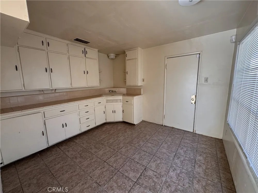 521 E Williams Street Barstow, CA 92311