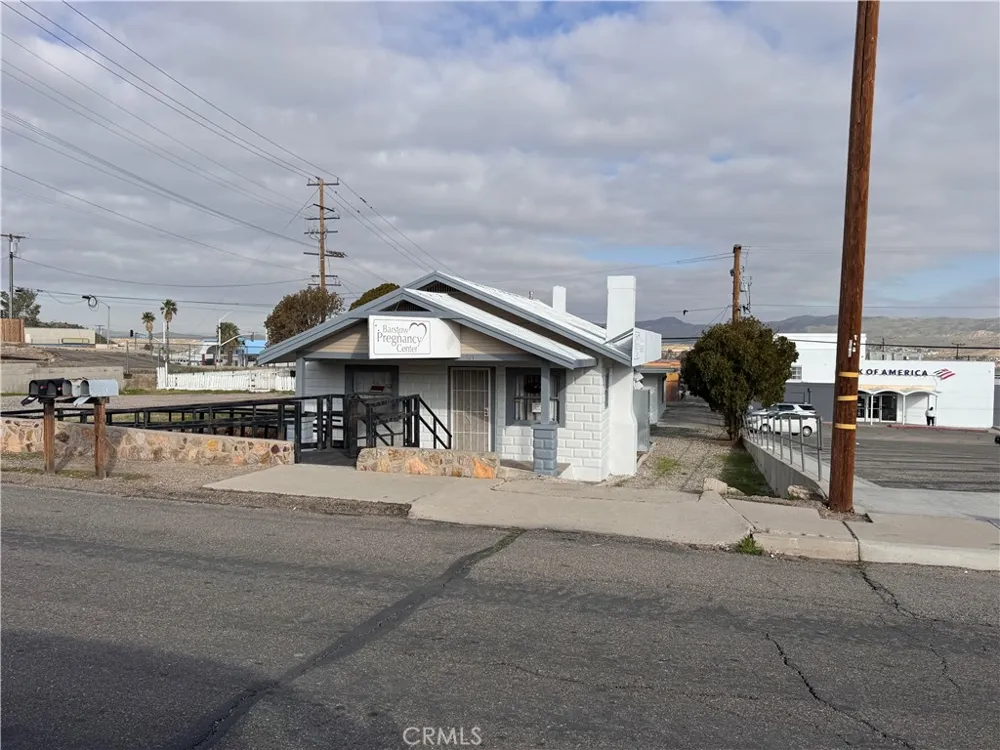521 E Williams Street Barstow, CA 92311