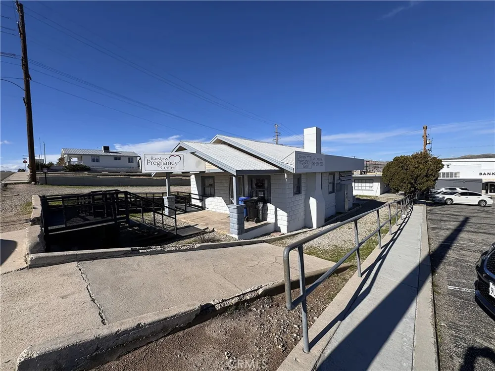 521 E Williams Street Barstow, CA 92311