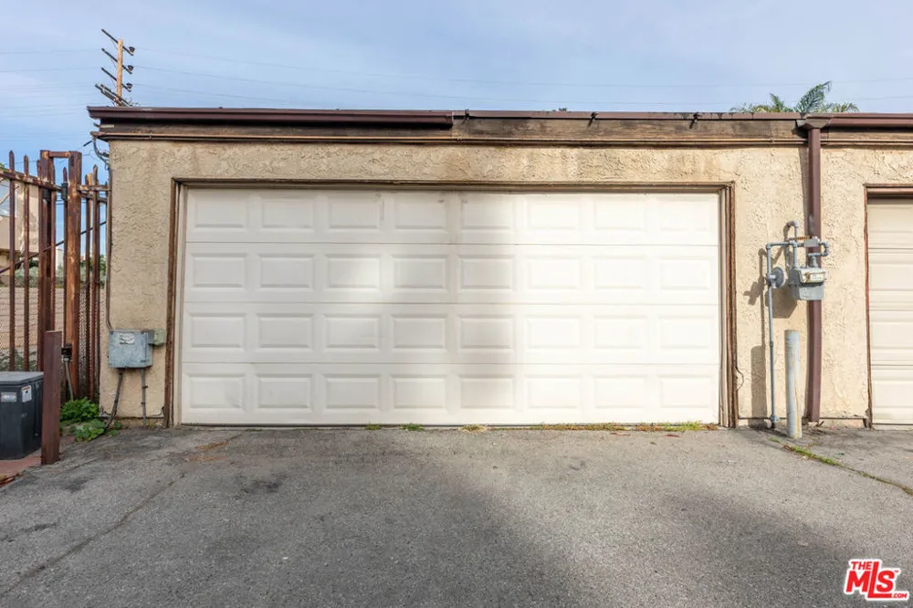 14924 Nordhoff Street #6 North Hills, CA 91343