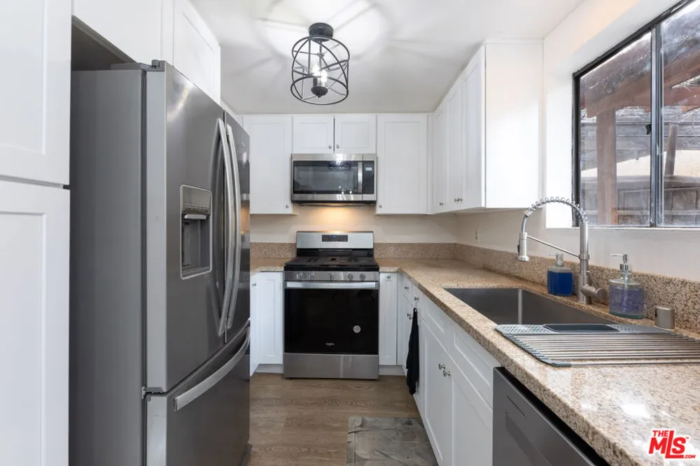 14924 Nordhoff Street #6 North Hills, CA 91343