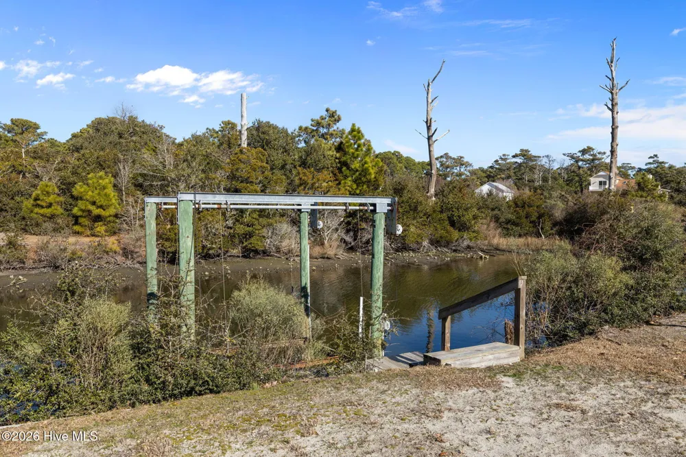 630 Seashore Drive Atlantic, NC 28511