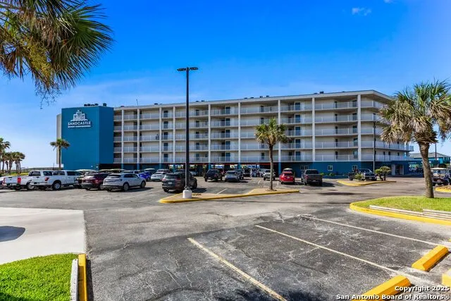 800 Sandcastle Dr #130 Port Aransas, TX 78373