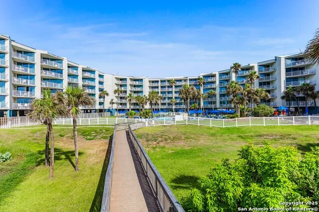 800 Sandcastle Dr #130 Port Aransas, TX 78373