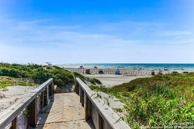 800 Sandcastle Dr #130 Port Aransas, TX 78373