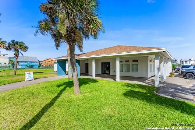 800 Sandcastle Dr #130 Port Aransas, TX 78373