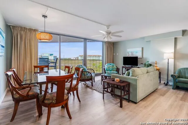 800 Sandcastle Dr #130 Port Aransas, TX 78373