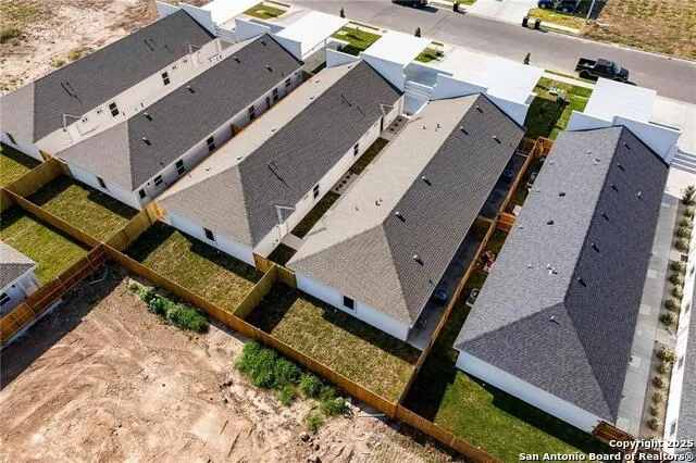 1322 Beverly Avenue Weslaco, TX 78596
