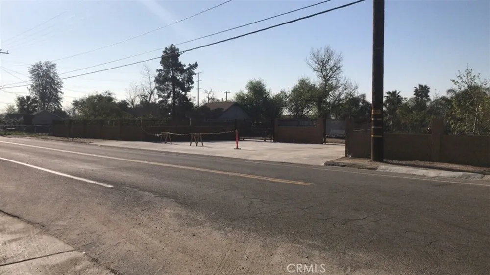1941 Darby Street San Bernardino, CA 92407