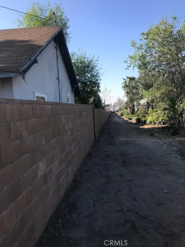 1941 Darby Street San Bernardino, CA 92407