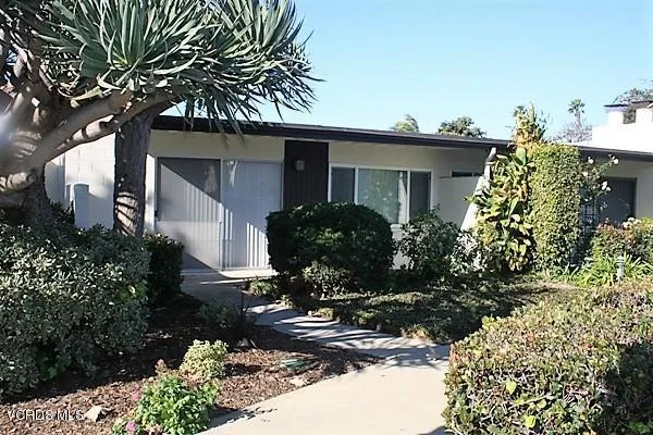 61 Redwood Avenue Ventura, CA 93003
