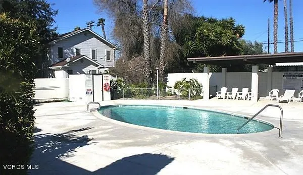 61 Redwood Avenue Ventura, CA 93003